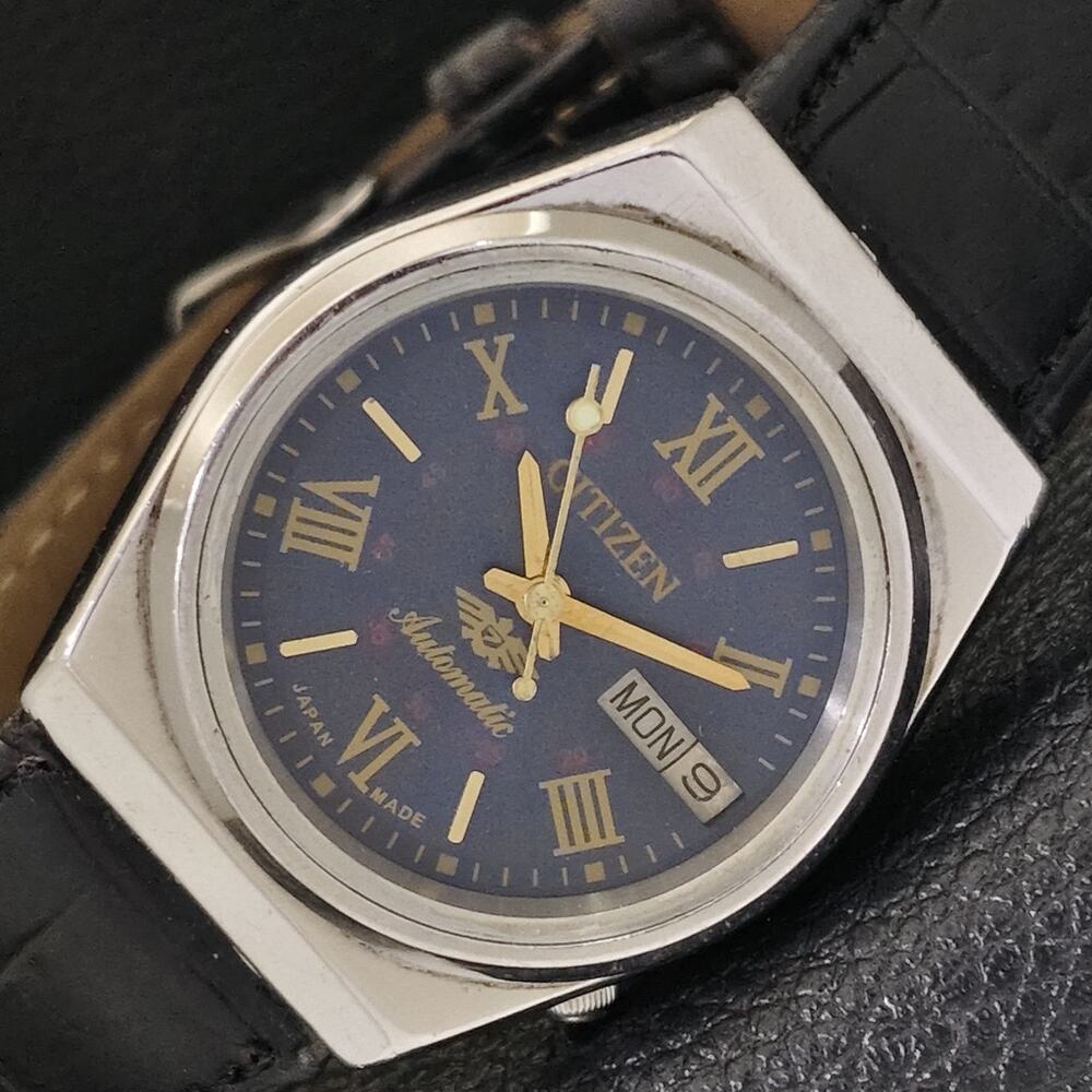 Vintage 1985 Citizen Automatic Mens Silver Watch W/daydate & Purple accents